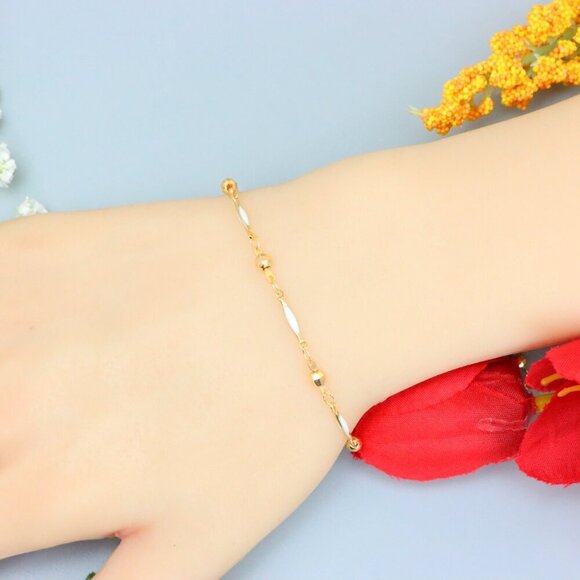 "Elegant & Trendy Bracelet, A Perfect Gift for Women, Thoughtful, EVCH1686 - Picture 2 of 10